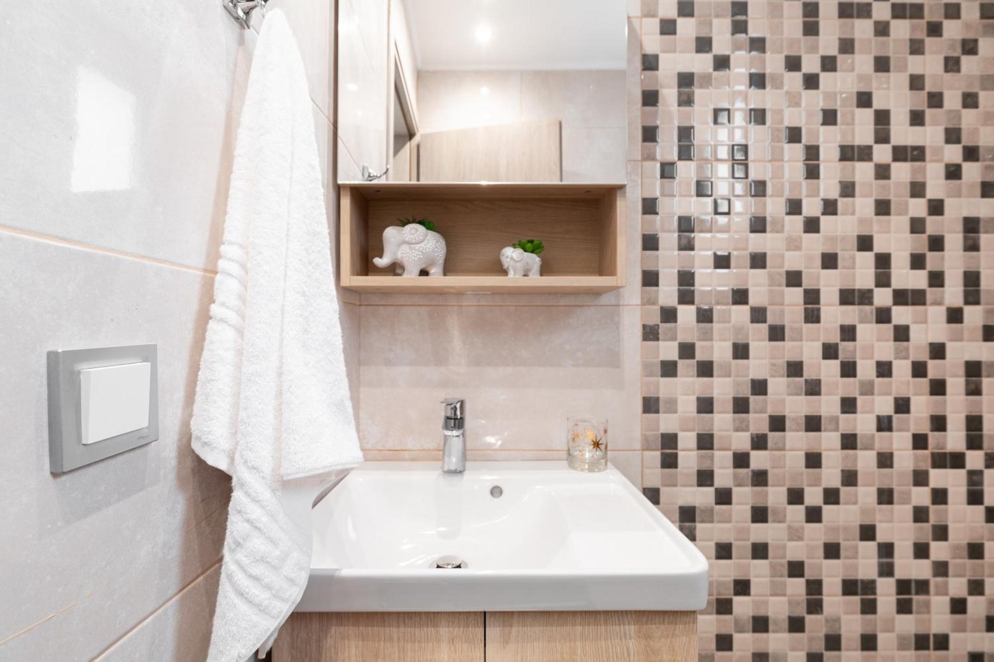 Apartment Youraddress In Exarchia 2a By Atheniankeys *